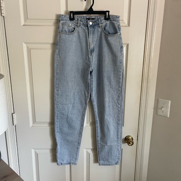 Missguided | Riot Mom Jean in Light Blue - MBLUE - Picture 5 of 6